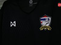 ปฐมบทโฉมแรกเสื้อเชียร์สีดำ และเสื้อทีมชาติไทยยุคใหม่ WARRIX Cheer Jersey for Thai football fans to support Thai National Football Team